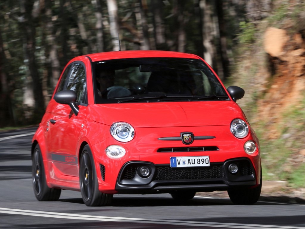Abarth 595 Competizione (Automatic)